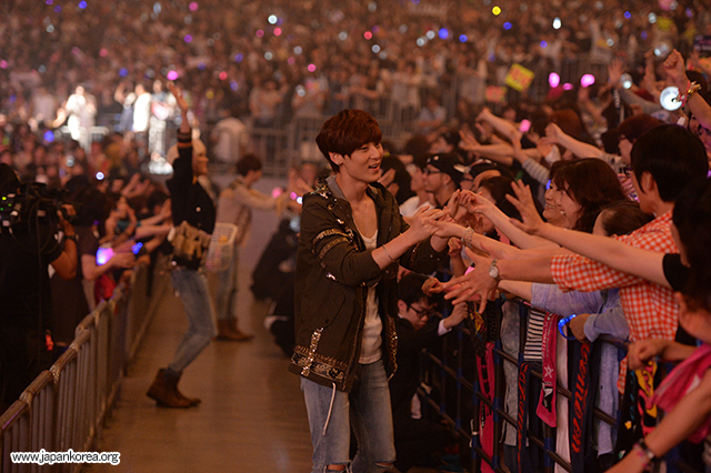 「SHOW CHAMPION Special KMF2015」