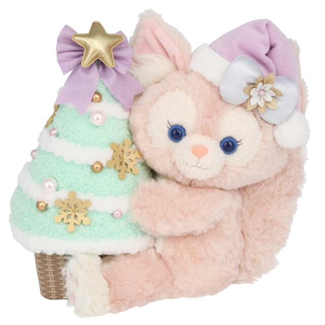 クリスマスツリー 6,800円｜「ダッフィー＆フレンズのシークレット・オブ・スノーウィーデイ」グッズ｜販売店舗：東京ディズニーシー「マクダックス・デパートメントストア」｜発売日：2025年11月4日（火）