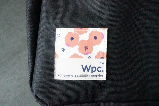 【Wpc.ショルダーバッグ】ブランドの織りタグがアクセント