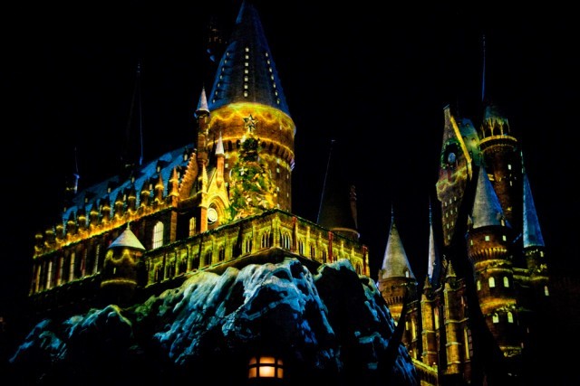 Usj ハリー ポッターの 冬の魔法 に包まれる ホグワーツ マジカル ナイト レポ 写真満載 1 2 Mimot ミモット