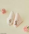 【Maison de FLEUR×日比谷花壇】「日比谷花壇コラボ　タオルハンカチ」1,980円