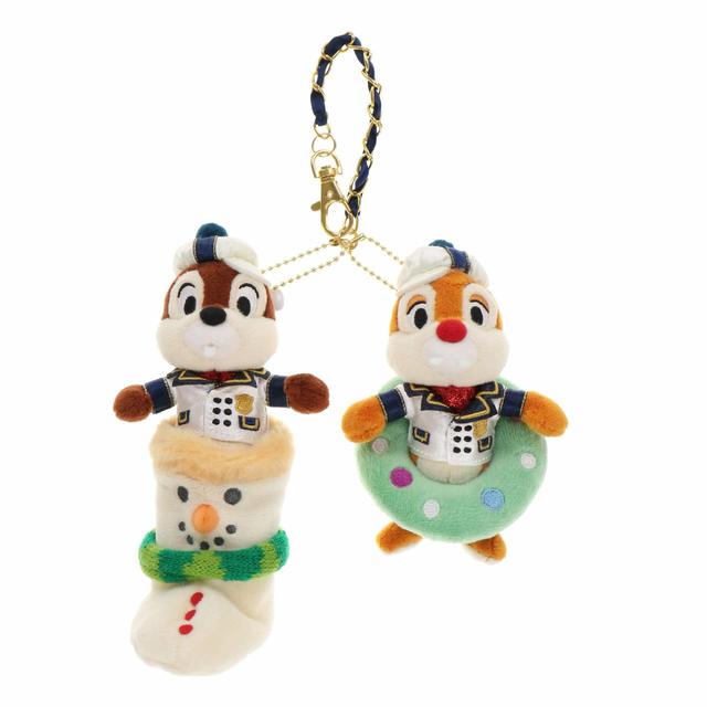 ぬいぐるみバッジセット｜3,800円｜(チップ)高さ約16cm、(デール)高さ約13cm、2個セット