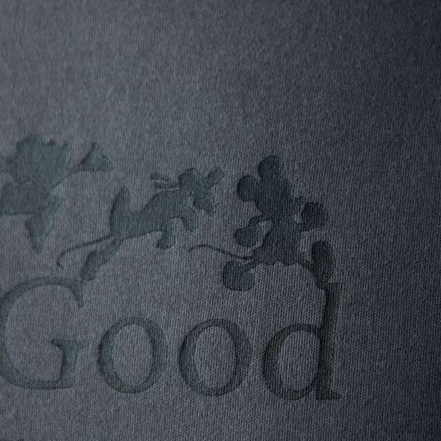 大人の隠れた味方！汗ジミが目立ちにくいプリントTシャツ（選べるキャラクター）｜￥ 2,990 （税込）