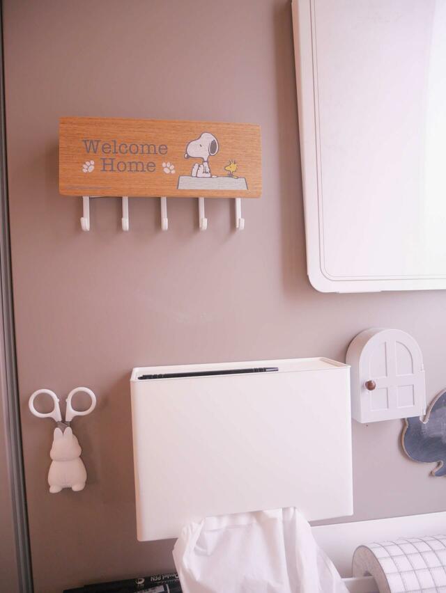 【ベルメゾン 小物入れ付きマグネットキーフック「スヌーピー」】冷蔵庫横に設置してもいい感じです♪