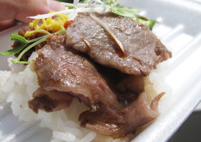 肉食女子博／コソット SP(十番)　最高級A5サーロインの焼きしゃぶ女子丼(￥1,800)