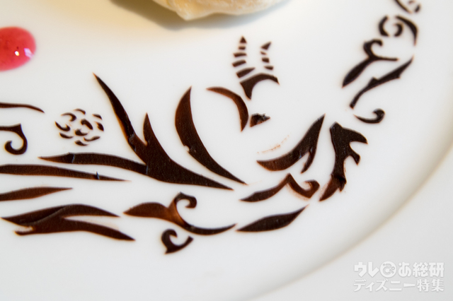 “ディズニー・ハロウィーン”ディナーコース 10,290円｜東京ディズニーシー・ホテルミラコスタ「オチェーアノ」