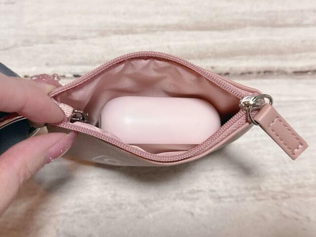 コインケースはイヤホンを入れるのにぴったり