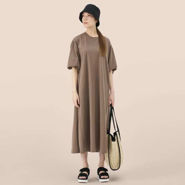 【ワークマンのワンピース人気ランキング 2位】「レディースドライサイドポケットバルーンスリーブワンピース」1,900円（税込）