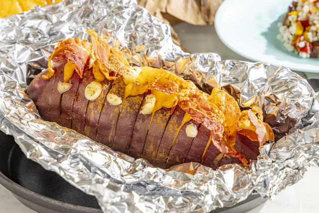 「ハッセルバックスイートポテト」＜期間：2025年9月1日～11月16日＞【【ヒルトン東京お台場】宝石みたいな“シャインマスカットスイーツ”が並ぶ「豊穣の秋＆シャインマスカットスイーツフェア」開催】