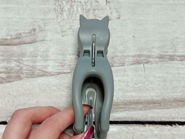 グレーのネコもキュート！