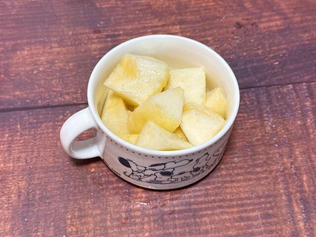 フルーツを入れてボウル風にも使えます。ヨーグルトやサラダを入れるのもおすすめ！