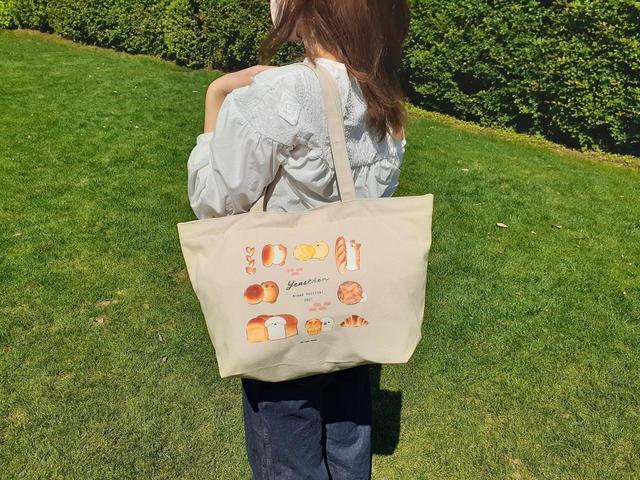 いーすとけん。限定トートバッグ＆ちぎりポメパン＆優先入場券