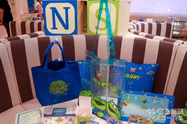 「トイ・ストーリー エイリアン」OH MY CAFE