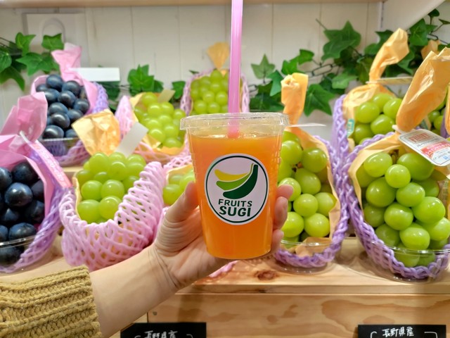 【OMO5東京大塚 by 星野リゾート】「フルーツすぎ」のみかんジュース