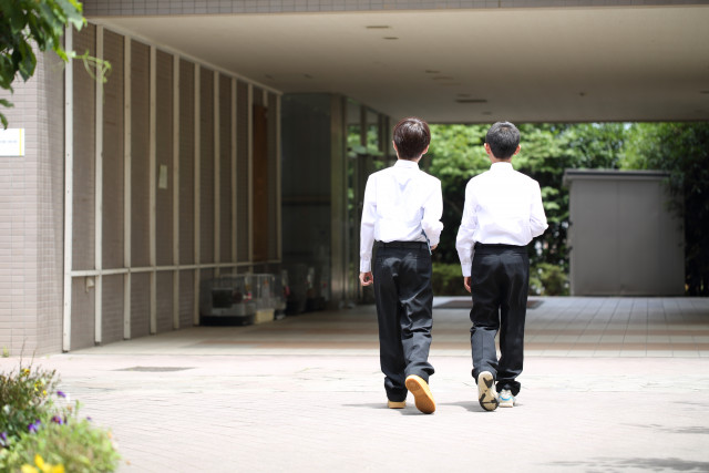中1男子 知らないとヤバイ!? ママが理解しておきたい「思春期男子の実態」5つ（1/2） - ハピママ*