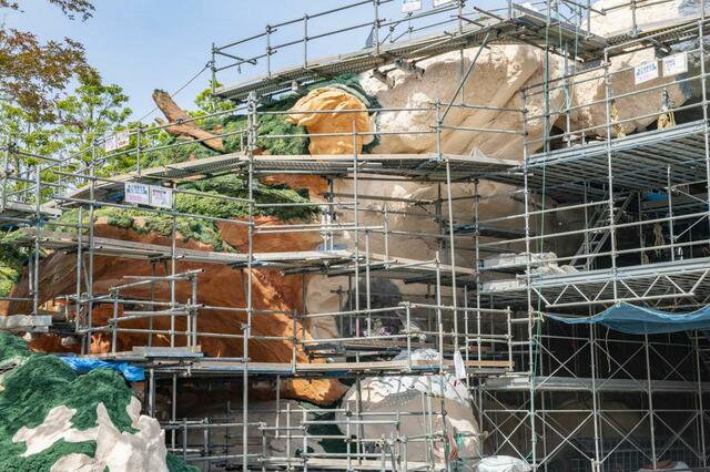 魔法の泉:「ファンタジースプリングス・エントリーウェイ」ピーターパン(2023年5月撮影)