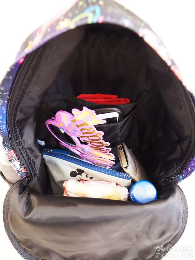 東京ディズニーリゾート「宇宙柄バッグ」リュックサック