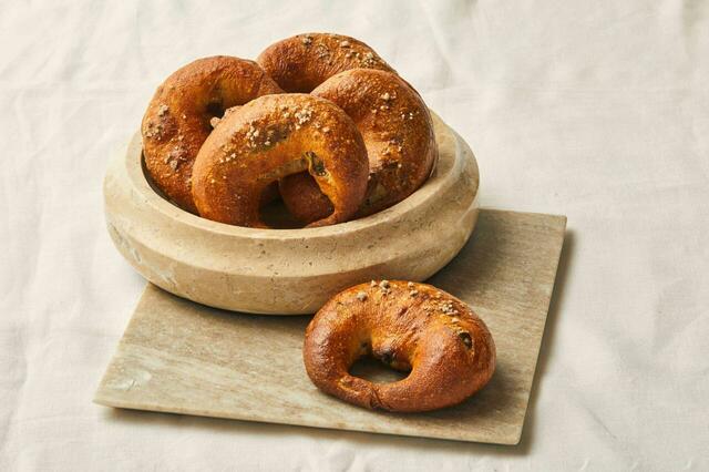 PLUSOUPLE　塩トリュフバターブレッド