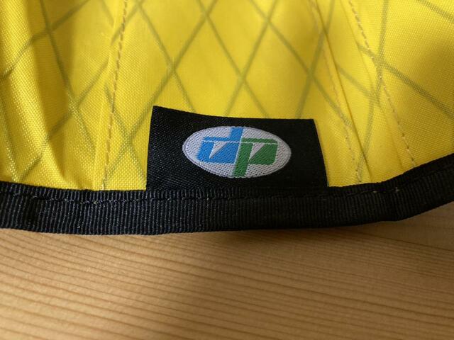 【KEBOZ XPAC MINI WALLET】カードはパンパンに入れると3つ折りできなくなるので注意