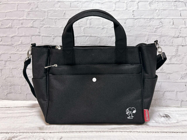 荷物を入れていない状態でもしっかり自立します。安定感のある作りがGood！