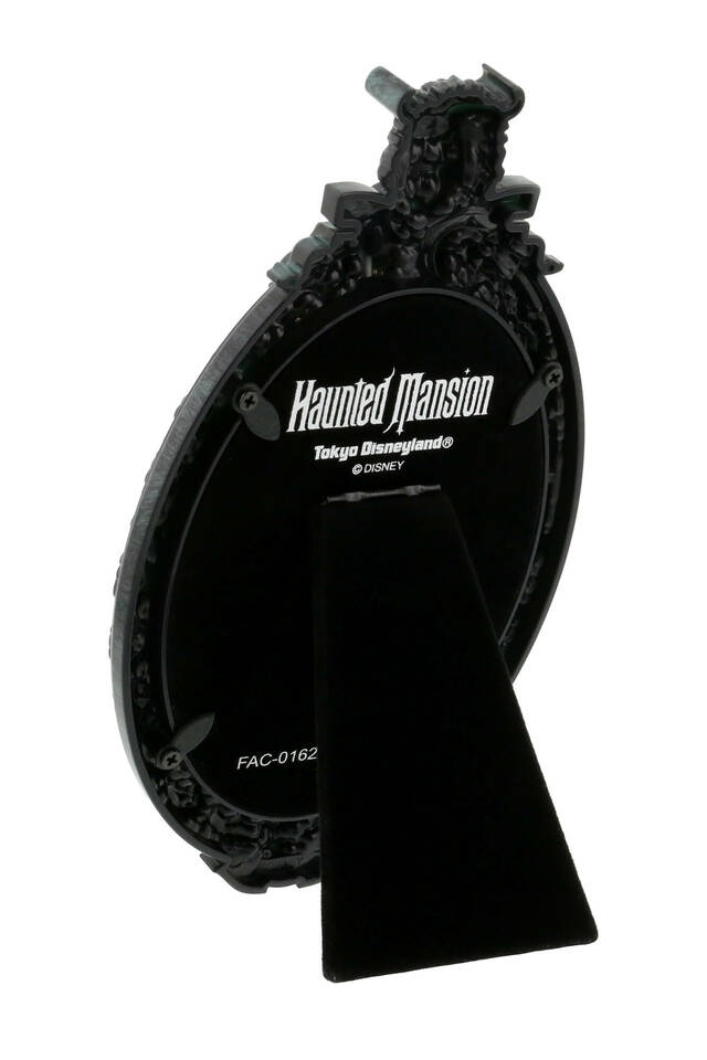 フォトスタンド 3,400円|サイズ:縦約20×横約11cm|東京ディズニーリゾート「ディズニーストーリービヨンド」グッズ|販売店舗:東京ディズニーランド「キングダム・トレジャー」|発売日:2023年1月26日(木)