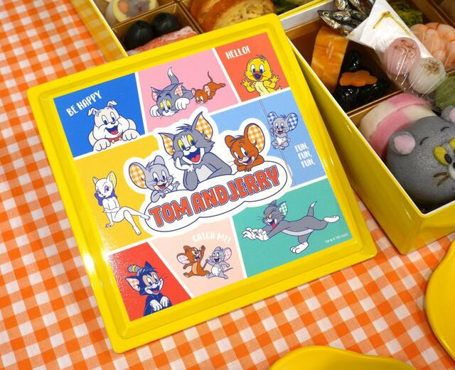 おせち・二段重「トムとジェリー」｜21,900円(税込)