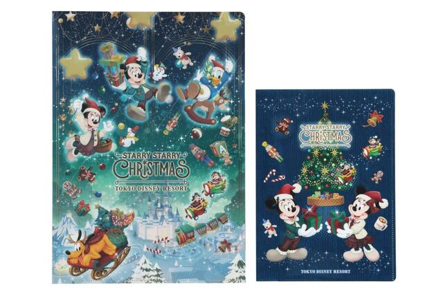クリアホルダーセット 900円|東京ディズニーリゾート「ディズニー・クリスマス」スペシャルグッズ|販売店舗:東京ディズニーランド「ディズニー&カンパニー」、東京ディズニーシー「ガッレーリア・ディズニー」|発売日:2026年11月10日(火)