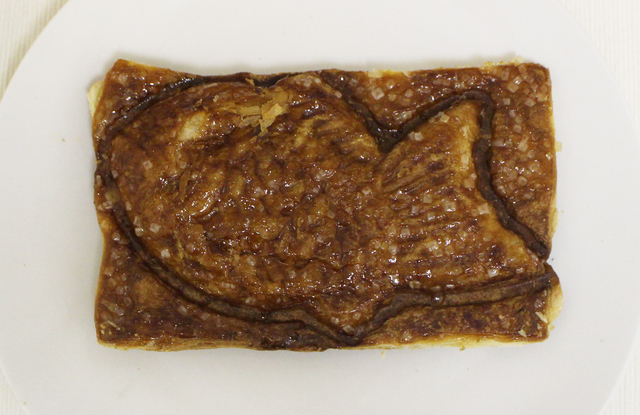 クロワッサンの皮が、サクサク。