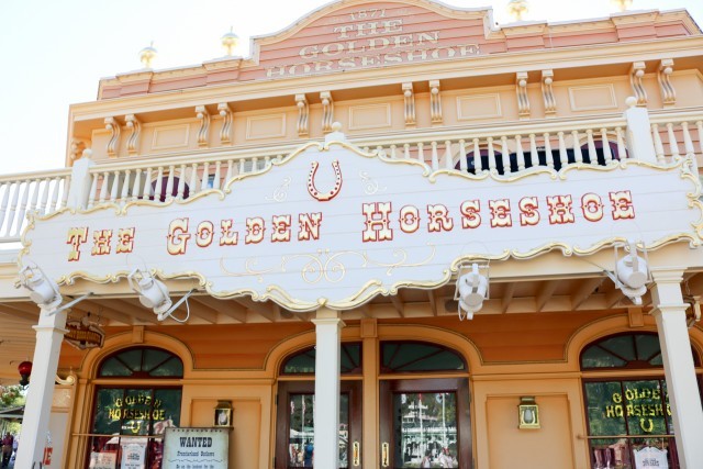 ザ・ゴールデンホースシュー・ステージ 