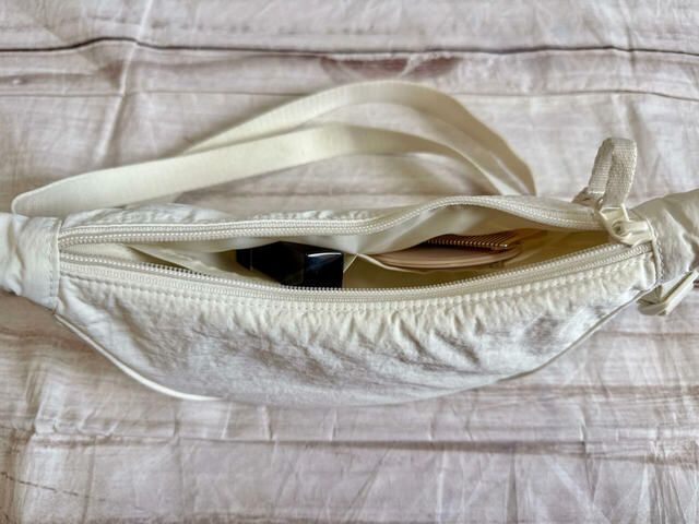 身だしなみグッズはポケットに入れると便利