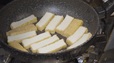 厚揚げは両面ともしっかり焼く