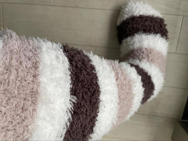 【3COINS コットンキャンディーハイソックス】長時間履いても締め付けられません