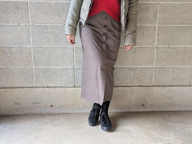 【GU ふかふかキャンバススニーカー】性別やコーディネートを問わず合わせやすいスニーカーです◎