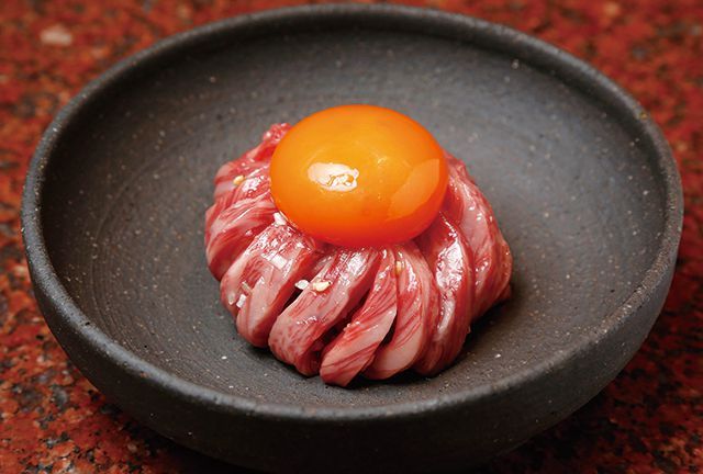 生肉のお店・厳選！／【銀座】焼肉うしごろ 銀座店　幻のうしごろユッケ 1620円