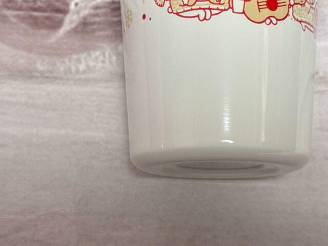 冬のおでかけVer.のカラーはアイボリー。素材はステンレスです