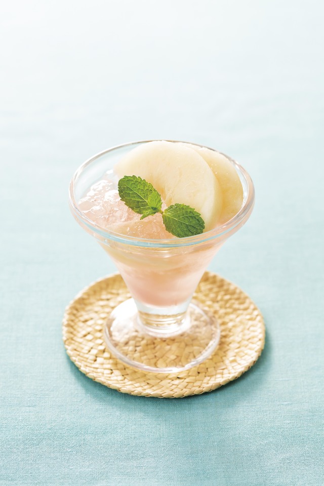 桃のゼリー仕立て