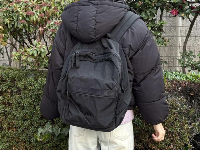 【アディダス 3バーロゴ バックパック】大きすぎないサイズ感で使いやすいです♪（身長170cm）
