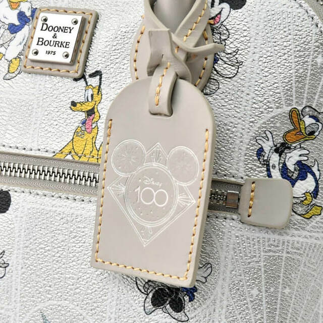 【Dooney & Bourke】ディズニーキャラクター サッチェルバッグ 2WAY The Disney100 Platinum Celebration Collection 47,300円