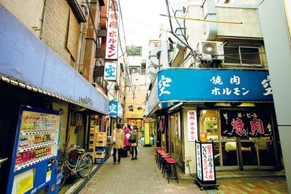関西ホルモンの名店11／焼肉ホルモン 空 鶴橋本店（鶴橋）　外観