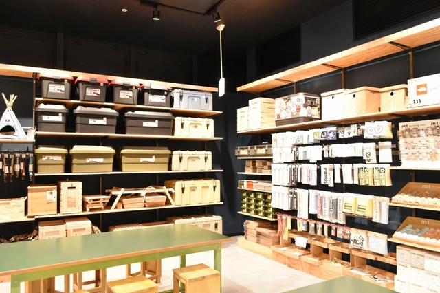 作業台を使ってカスタマイズして帰ってもよし。