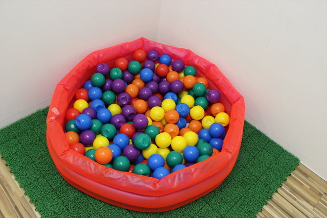 ボールプールが設置されているので、モイラさん気分で自撮り＆他撮可能。
