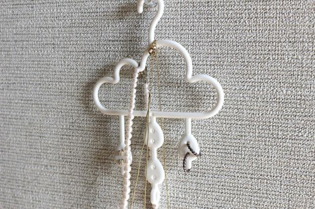 【キャンドゥ】アクセサリーハンガー クラウド／100円