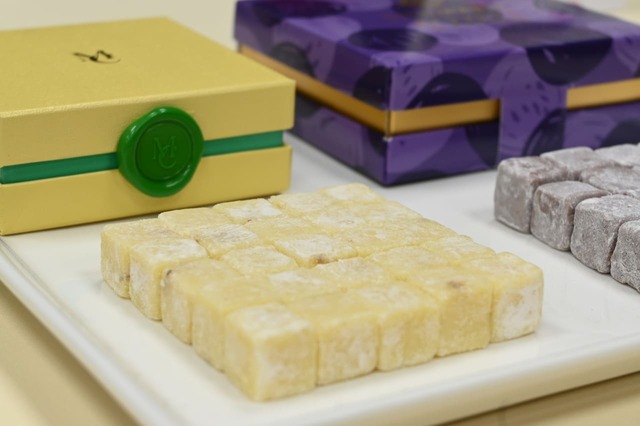 【高島屋 アムール・デュ・ショコラ】シャインマスカットを使用した生チョコレート