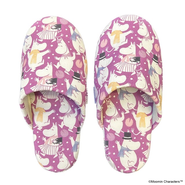 【ムーミン】「スリッパ」￥2,200（丸眞株式会社より11月下旬発売予定）※サイズは22～24cm対応