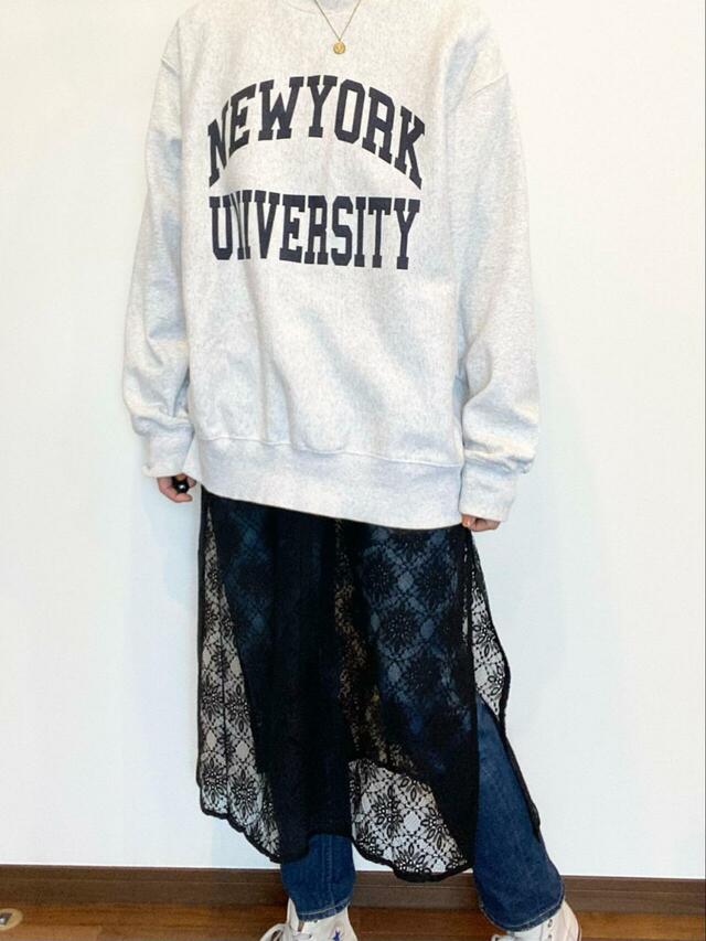 【GLOBAL WORK 2WAYレースワンピース】公式オンラインストアのおしゃれ店員さんのコーデを参考！スウェットと合わせたカジュアルスタイルもおすすめです