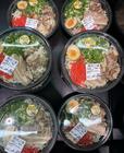 ロピア「沖縄風本格ソーキ蕎麦」702円（税込）