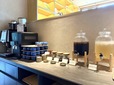 コーヒーやオリジナルのお茶などの他に、アイスキャンディーが自由に味わえる