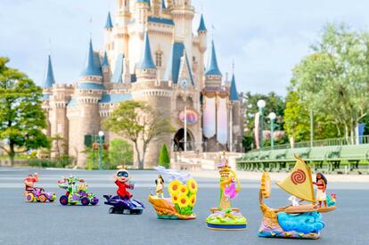 【希少品】ディズニーランド パレード イラスト 東京ディズニーランド新パレードのグッズが登場 ミッキー＆ミニーの