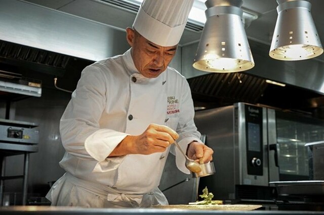 「ブッフェダイニング プリンスマルシェ(B2) 料理長 小林 功明さん」<期間:2026年3月6日〜3月8日>【4人のシェフの“渾身の一皿”を体験できる♪新宿プリンスホテルが「4CHEFS&CHAMPAGNE BUFFET」を3日間限定で開催!】