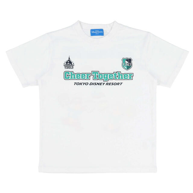 Tシャツ(130〜150) 2,600円|東京ディズニーリゾート「ポンポンを持ったミッキーたちが元気に盛り上げてくれるグッズ」|販売店舗:東京ディズニーランド「グランドエンポーリアム」、東京ディズニーシー「エンポーリオ」|発売日:2025年4月24日(木)